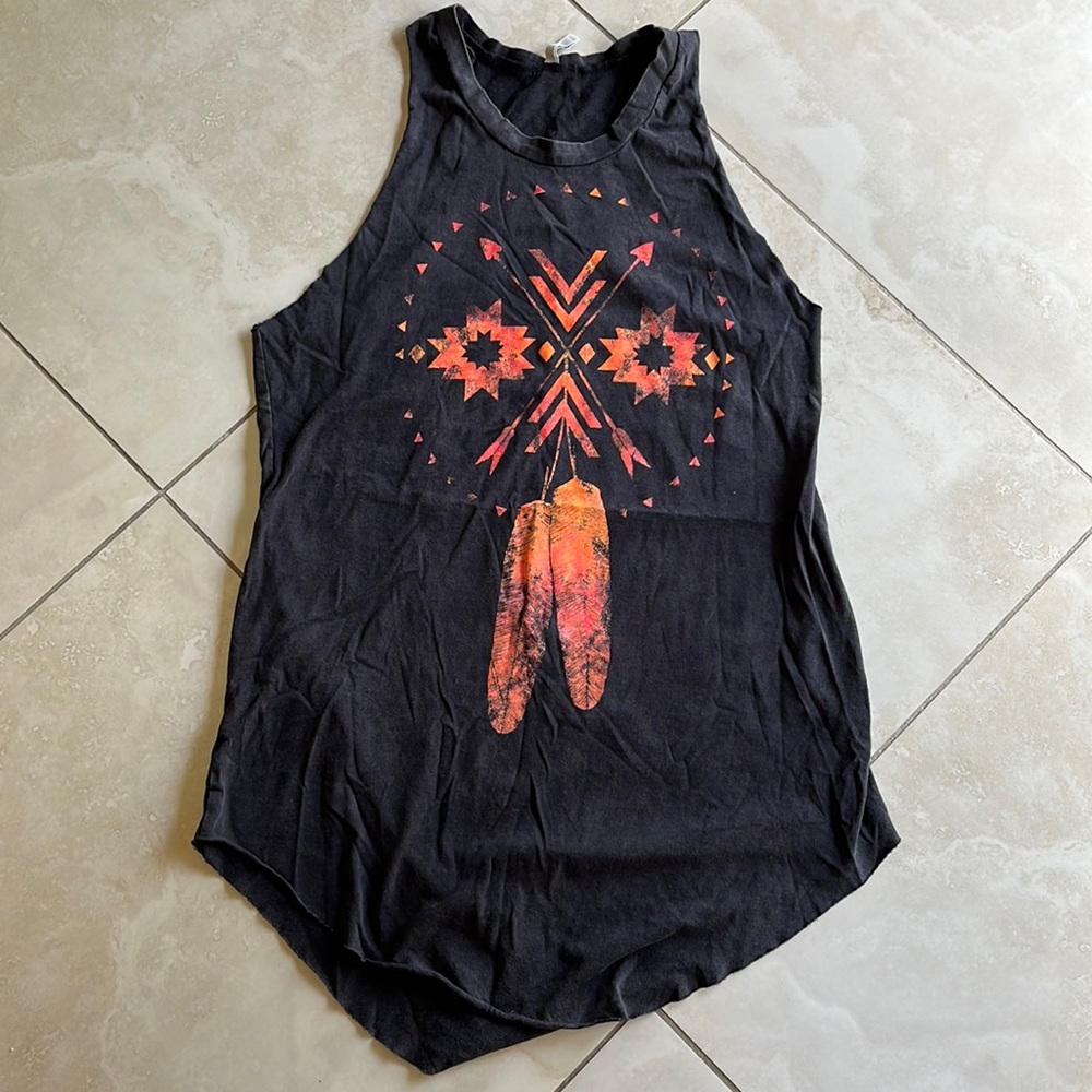 LF Emma and Sam longer stylish tank
